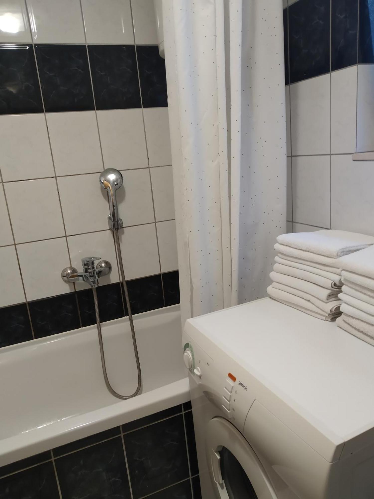 Holiday Home Milenka Рогозница Екстериор снимка